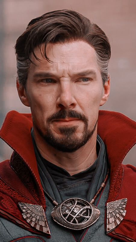 Benedict Cumberbatch: "Önümüzdeki 10 yıl boyunca Doctor Strange'i canlandırmak istiyorum."