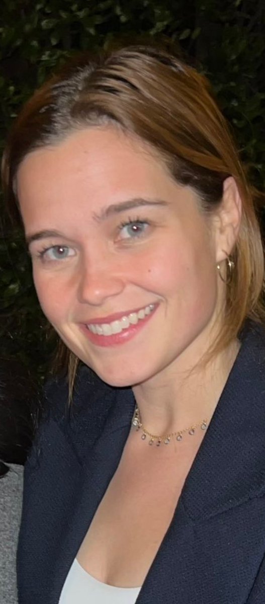 AlhelyB's tweet image. Baby Vamp 😍❤️‍🔥🥰
#FirstKill #SCaturday