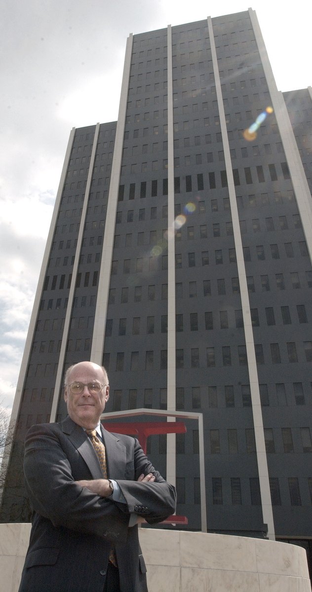 Tiberii96's tweet photo. #MartinTower #BethlehemSteel #BethlehemPA #LehighValley #InternationalArchitechure #Skyscraper
Rare photos of what used to be the Bethlehem Steel's HQ, Martin Tower; demolished back in 2019. Interior was something else. https://t.co/SX8fPStEVl