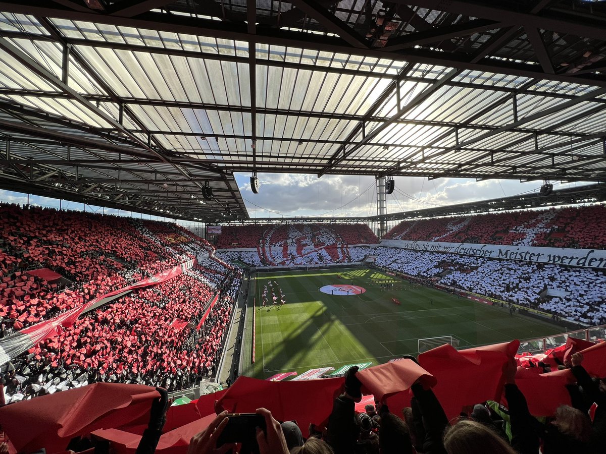geartbakker's tweet photo. Bundesliga FC Köln - VfL Wolfsburg in het Rhein Energie Stadion ⚽️ 0:2 #effzeh https://t.co/Q77w00c4EC