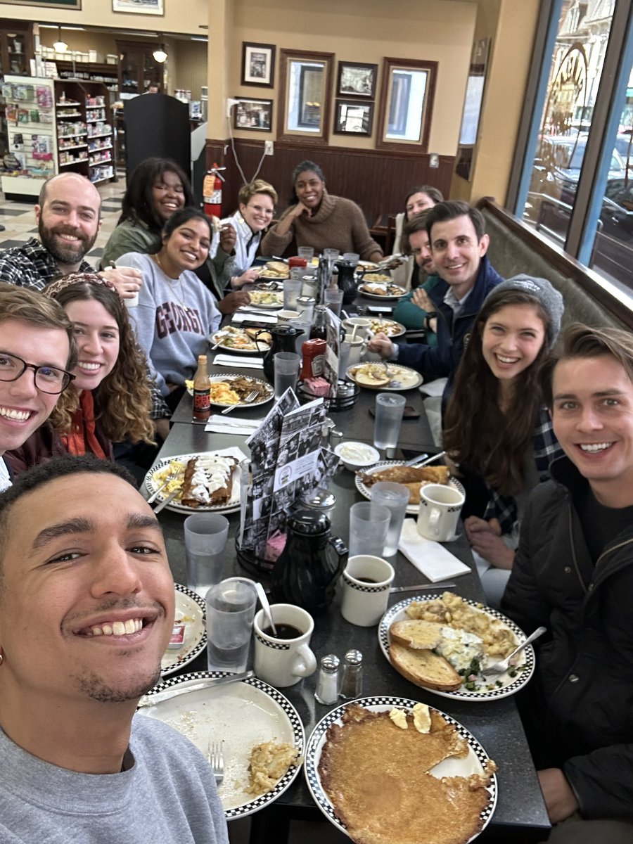 RepDeluzio's tweet photo. Team Deluzio had a great meal fueling up at Lincoln’s P&amp;G Diner in Millvale this week.

This is the crew working hard for you, #PA17! https://t.co/9VQmv6RUdw