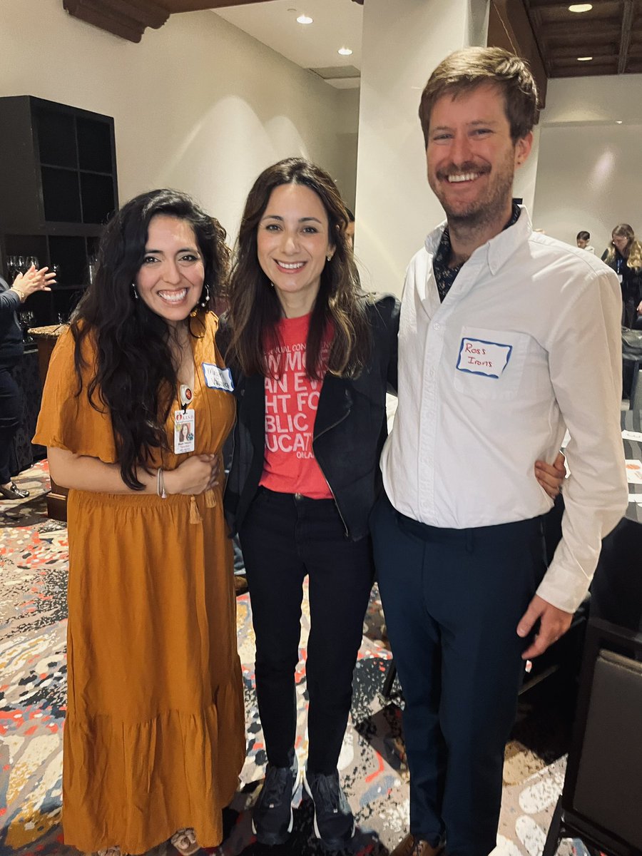 Gina Hinojosa tweet media