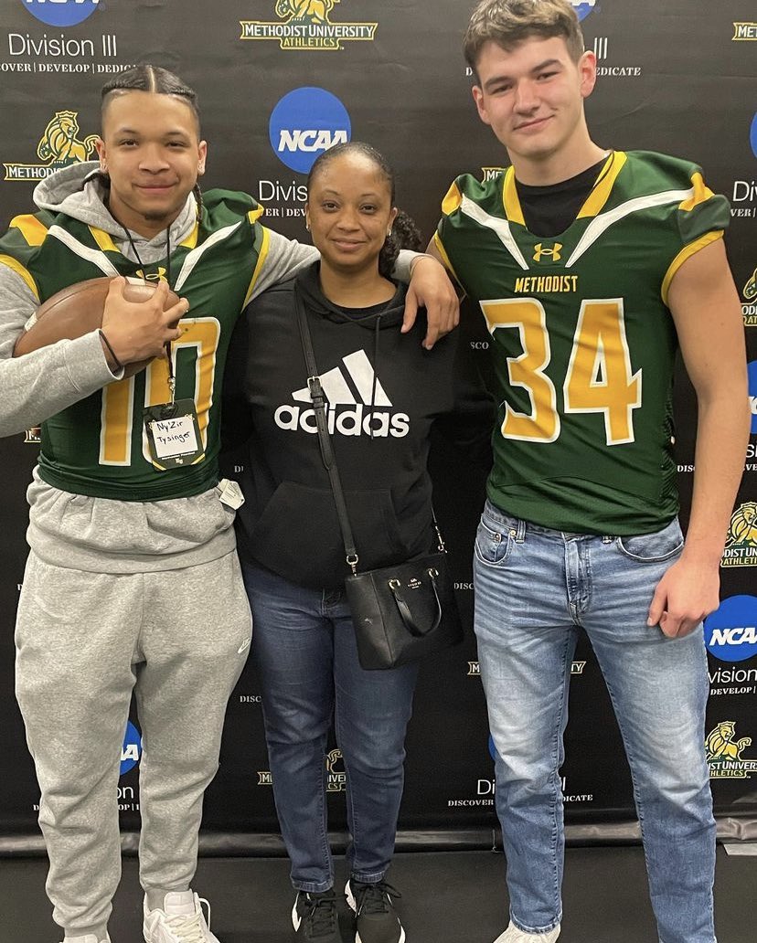 Had a great visit at Methodist here today! Thank you coach <a href="/_Coach_Rad/">Brian Radakovich</a> for letting me come and exploring the Atmosphere!