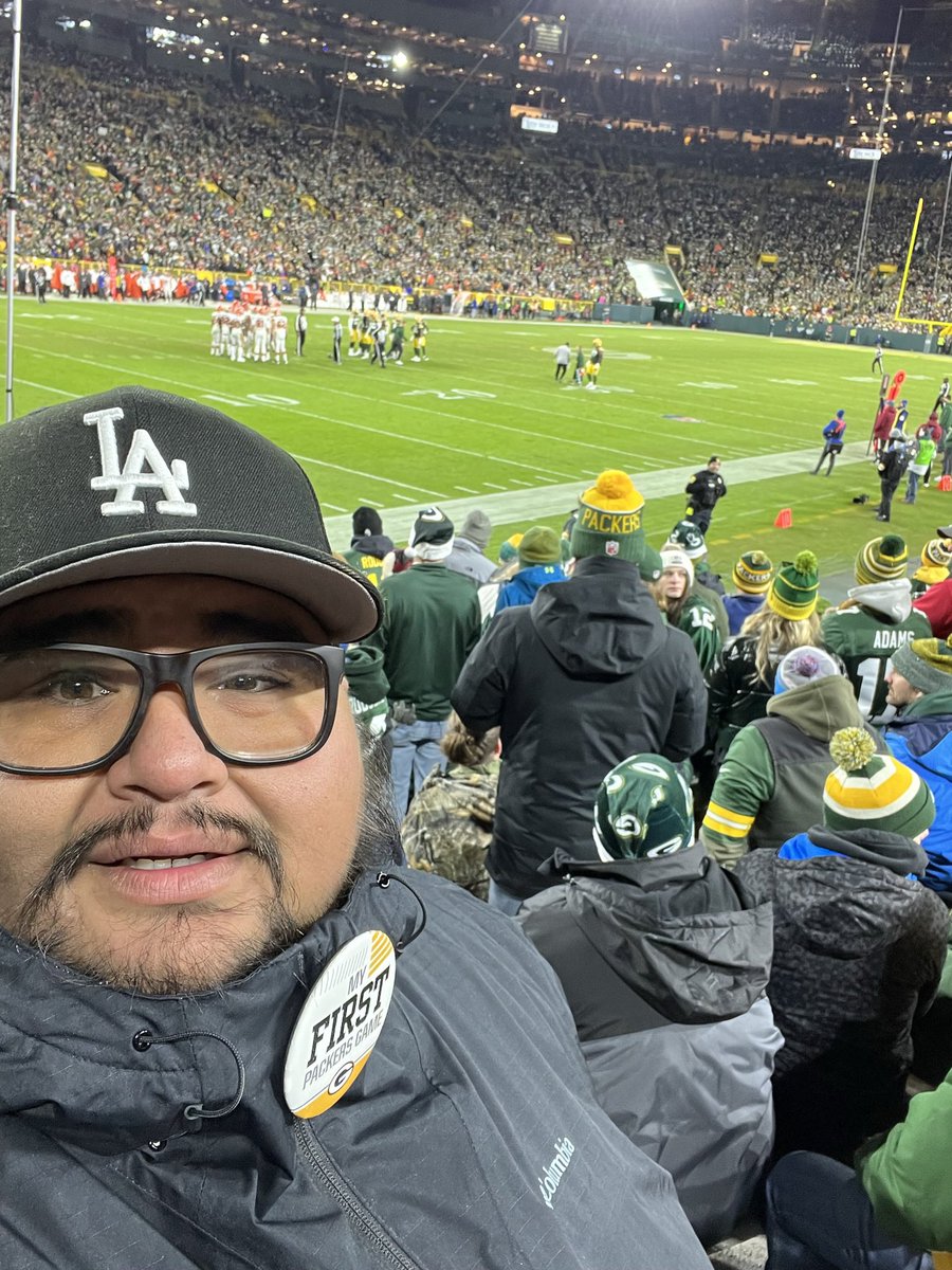 JohnGonzo562's tweet photo. @IKE_Packers @packers @LambeauField Christmas last year loved every second of it #GoPackGo https://t.co/vUowQG0KPo