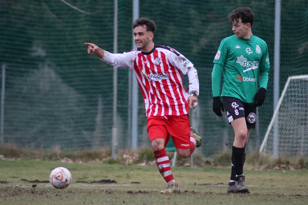 🔚 JORNADA DXT ⚽️ 
Un enorme @ZCFoficial B @escuelazcf gana a domicilio al @cdonzonilla por 1️⃣-3️⃣ y confirma su candidatura al ascenso. Los de @jorge592 tuvieron que remontar con tantos de Alex Medina,  Jorge Pino y @oskiitar__8