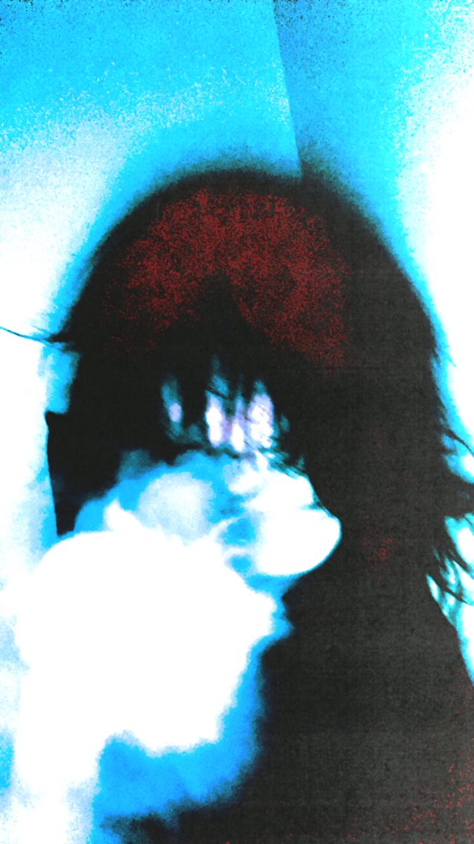 homeziick's tweet photo. got so many songs coming soon       ✨hmzckkkk✨

#halloween #emorap #lilpeep #emo #rap #music #soundcloud #goth #gbc #emotrap #trap #riplilpeep #peep #newmusic #gothboy #alternative #producer #heylog #bones #tattoos #underground #guccihighwaters #smoke #undergroundemo https://t.co/koloDwIyCb