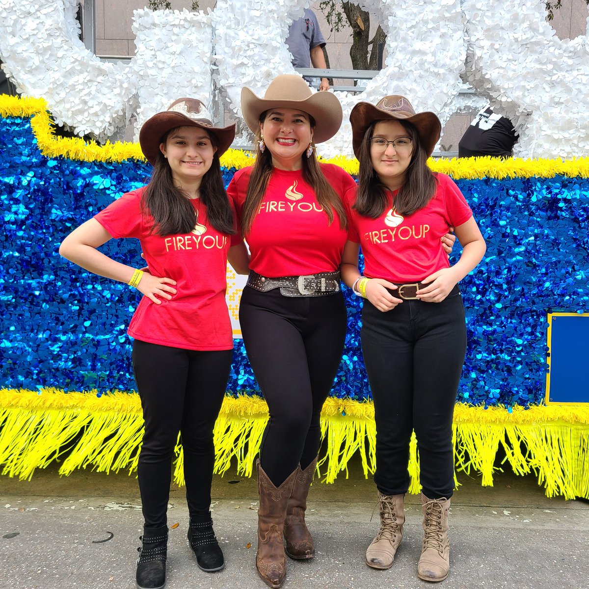 Ms_VillamizarBL's tweet image. Today I was invited to the Rodeo Parade in the Goya Float &quot;Most Beautiful Award&quot; @RODEOHOUSTON @GoyaFoods @GoyaCares @Adrianacomplice @DjGeraldo @TelemundoHou #FireYoup #MissTexasLatina #RodeoHouston #MRobPride @MRobinsonElem