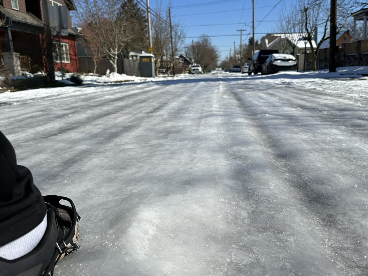 paulonabike's tweet image. “It’s the perfect texture” #chelsea #pdxtst