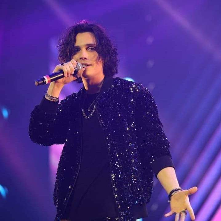 CrisRos_1's tweet photo. @ThomasOfficial strepitoso!!!💥👏💜 #Thomas #2323
Ecco i canali per seguire la serata:
- 831 DDT
- 520 Sky
- 93 TVSAT
- streaming ⬇️⬇️⬇️ :
https://t.co/O4uKnnOUb9
#Thomas #Thomas2023  #UnaVocePerSanMarino #semifinale  #SanMarino #eurovisionsongcontest2023 https://t.co/bgUpLaxwqY
