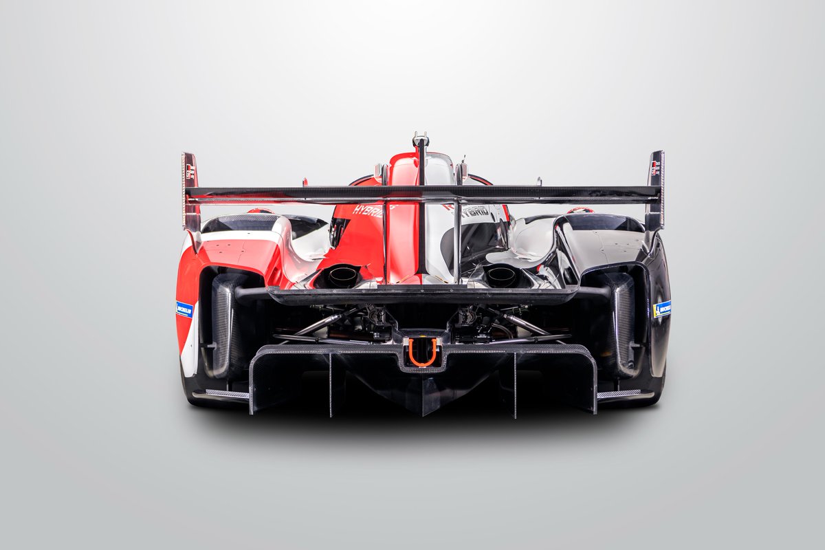 ToyotaRacingWEC's tweet photo. Front, rear, left, right.

What's your favourite view of the 2023 GR010 HYBRID?

#GoHyper #ToyotaGAZOORacing #GR010HYBRID @FIAWEC @24hoursoflemans #LeMansCentenary https://t.co/VdiASXKzmT