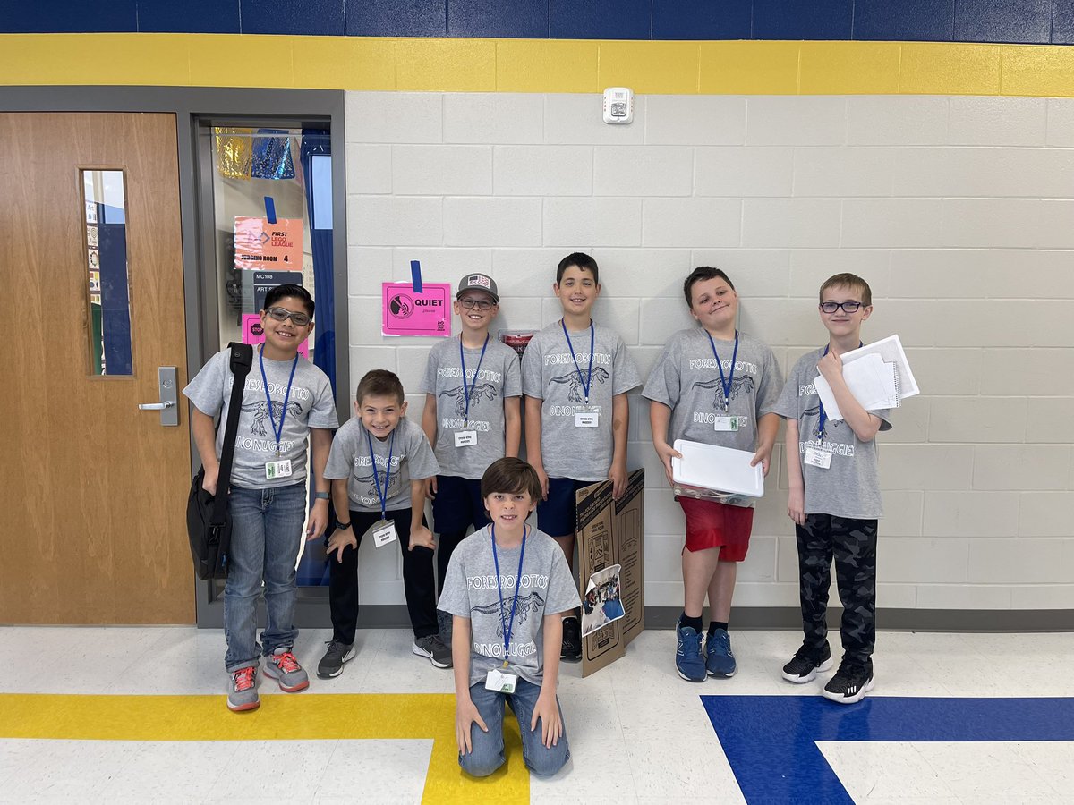 LadyLaFargue1's tweet image. Dino Nuggies!

#FirstInspires #firstlegoleaguechallenge 
@BoerneISD @FairOaksRanchES @firstlegoleague