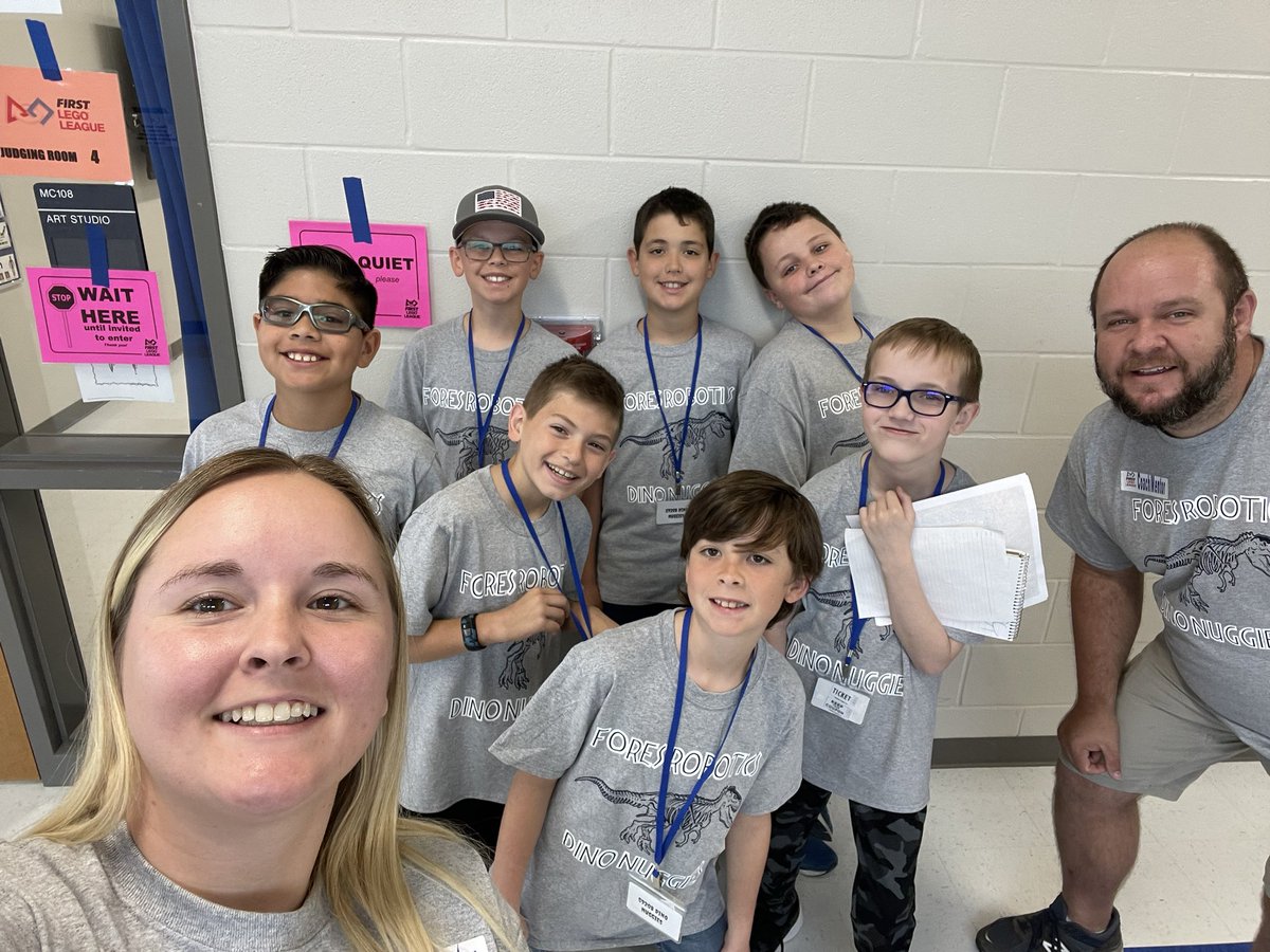 LadyLaFargue1's tweet image. Dino Nuggies!

#FirstInspires #firstlegoleaguechallenge 
@BoerneISD @FairOaksRanchES @firstlegoleague