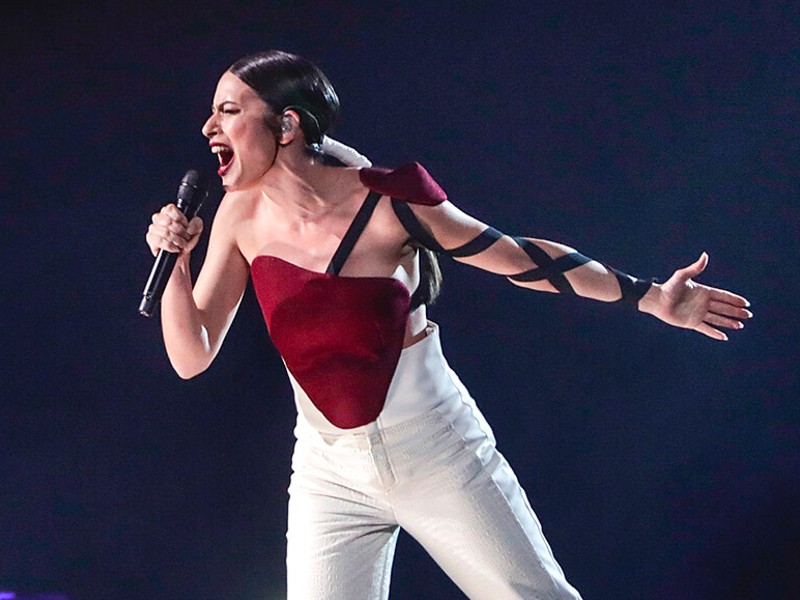 des__cribe's tweet photo. Eurofans: "This year is so mid!!!"

The #Eurovision year in question: https://t.co/Ho2v1Bn8zc