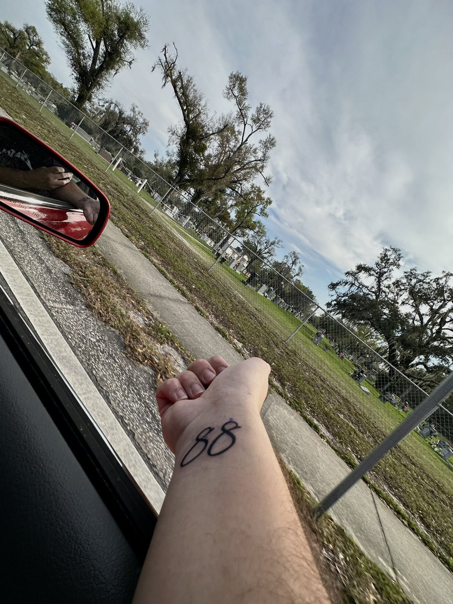 matt_lee80's tweet photo. Fly high bro๐๏ธ#LLJAKE https://t.co/Ou3h5Sfwp4