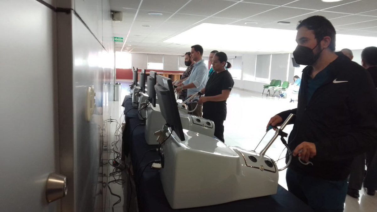 HubSurgery's tweet photo. El entrenamiento en cirugía laparoscópica es indispensable para tod@s l@s cirujan@s dedicados al campo de la #MínimaInvasión.
.
.
.
.
.
.
#Complicaciones #Cirugía #SafeSurgery #Cirujanos #Residentes #Decisiones #MinimaInvasion #CirugiaSegura #HabilidadesQuirurgicas https://t.co/LNzxhrdcFF