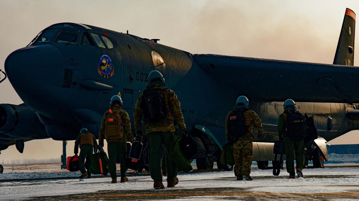 AFGlobalStrike's tweet photo. Dynamic Deterrence ↗️↗️↗️↗️

Earlier this week 4 B-52s from @TeamMinot took off in support of a Bomber Task Force mission. #BTF’s conduct Dynamic Force Employment in support of the U.S. National Defense Strategy.

@NATO @usairforce @US_STRATCOM @US_EUCOM @HQUSAFEAFAF https://t.co/sxJ3vaicw0