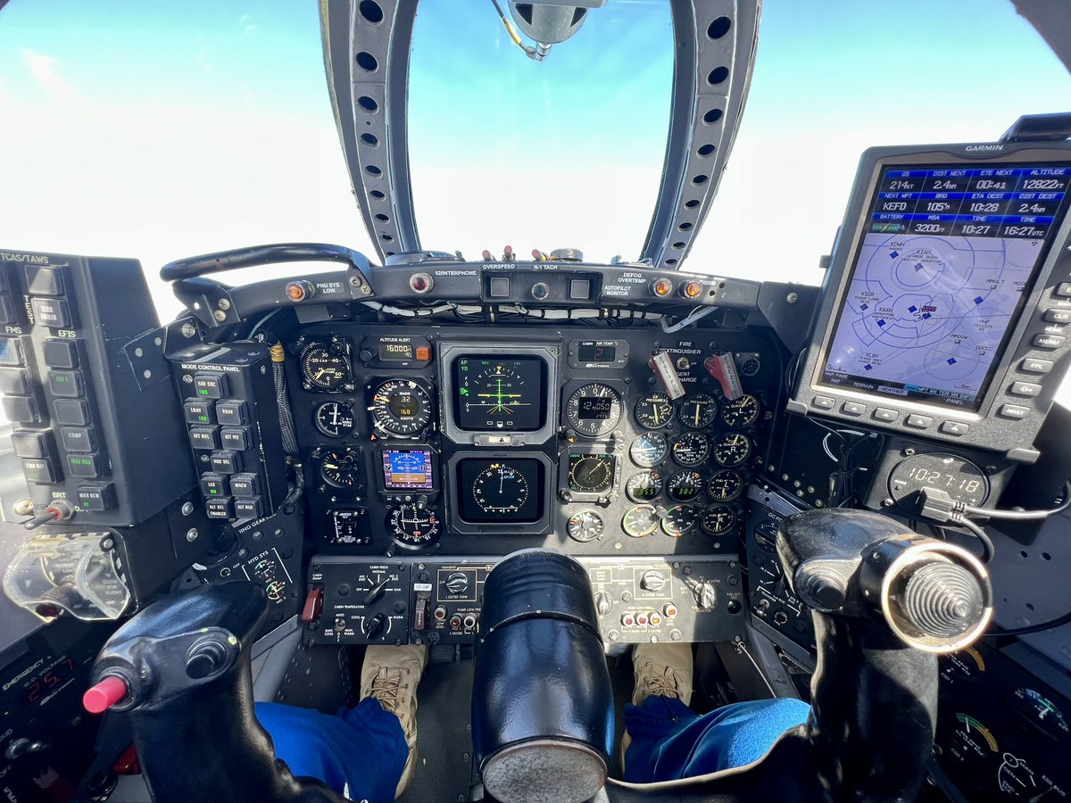 nasawb57's tweet image. The NASA Johnson Space Center’s WB-57 regularly images astronauts returning from the ISS and soon to be from the Moon! 

This mission was to perform a calibration on the imagery sensor prior to the Crew-5 capsule on its fiery return to Earth!

Godspeed Crew-5!!!