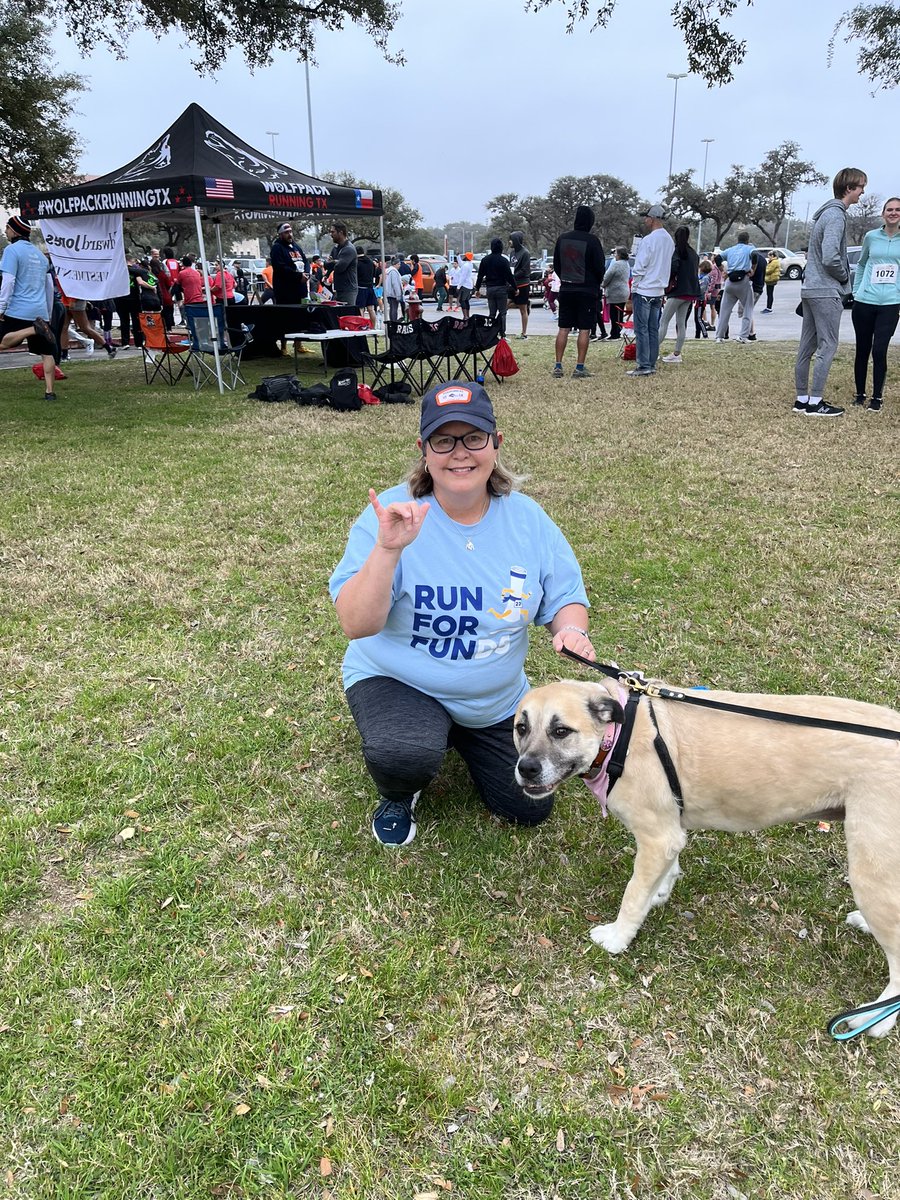sotxgcb's tweet photo. My craptastic time in the 5k of 1 hour was partly due to:
1. Bailey acted like today was the first day ever on a leash (she’s 7).
2. Bailey saw a deer
3. Bailey thought she was on the meet and greet committee on the course.
We had fun!! #diplomadash #runforfunds #utsa https://t.co/j1n7cryTgO