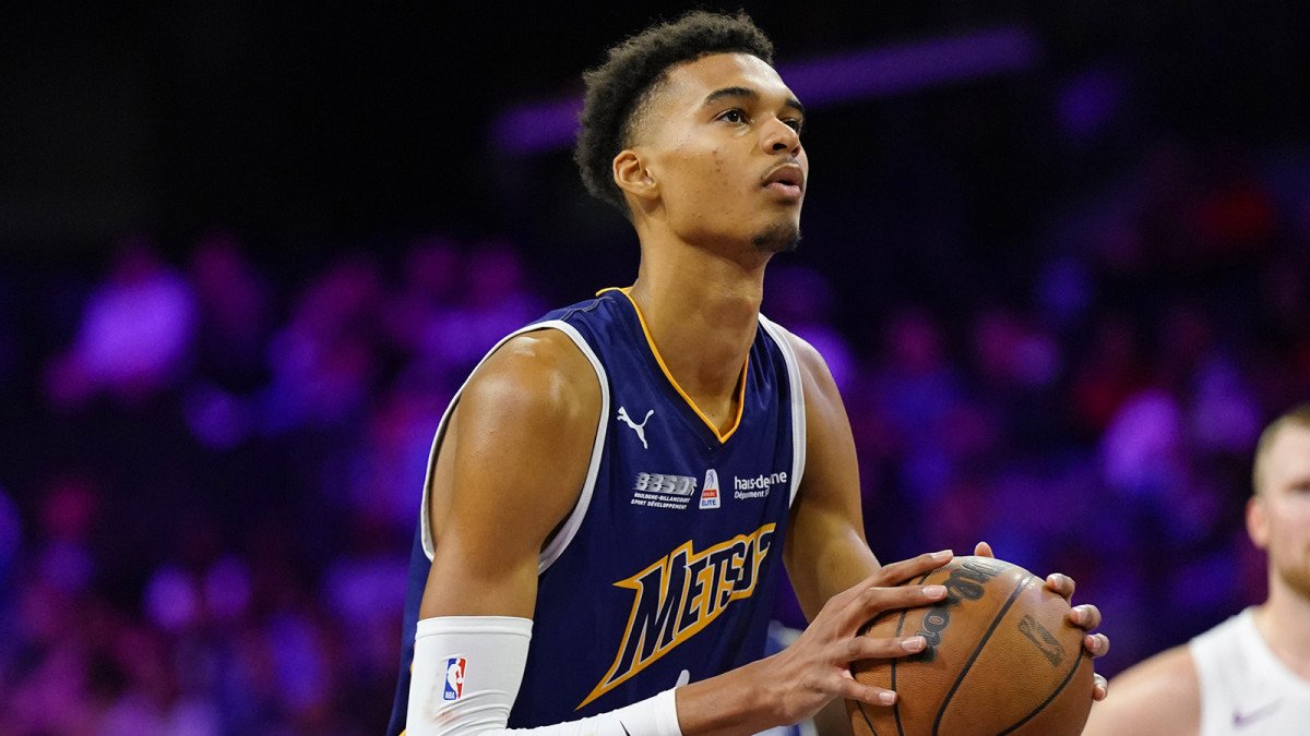 "If you went to Wembanyama's camp right now, gave them truth serum, and said 'pick your ideal landing spot from the [bottom] four', I'm sure it would be the Spurs. I really like what they're building." - <a href="/DraftExpress/">Jonathan Givony</a>