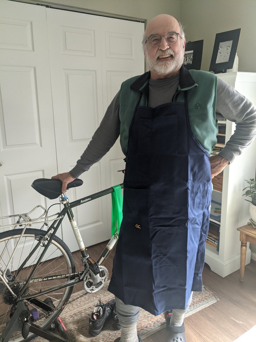 tracethemitten's tweet photo. Tired of messing up my clothes with grease and dirt while I do repairs. #ShopApron #tracethemitten
Why did I wait so long to get this? https://t.co/s8jhcv0pTk