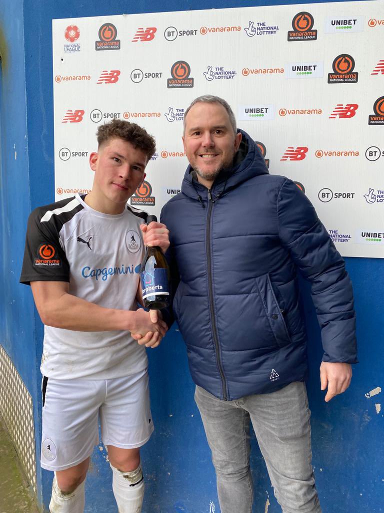 Well done to @BradBood for receiving our <a href="/PropertyCentres/">DB Roberts</a> #MOTM award and also presenting the award <a href="/hood28matt/">Matt Hood</a> Director from <a href="/PropertyCentres/">DB Roberts</a>