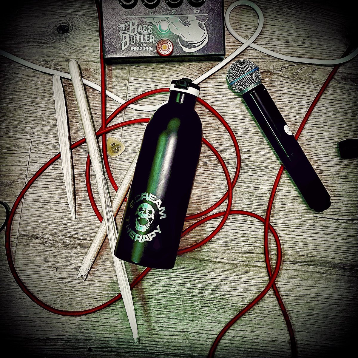 Scream Therapy 🤘🏼 tweet media