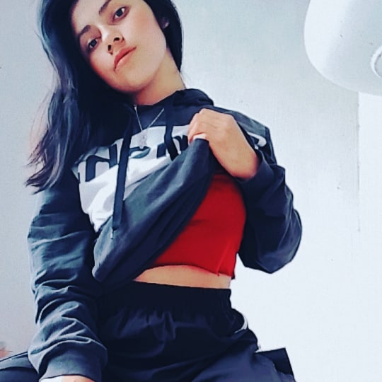 caritinasanz's tweet photo. #NuevaFotoDePerfil https://t.co/5i6eYSKYyL