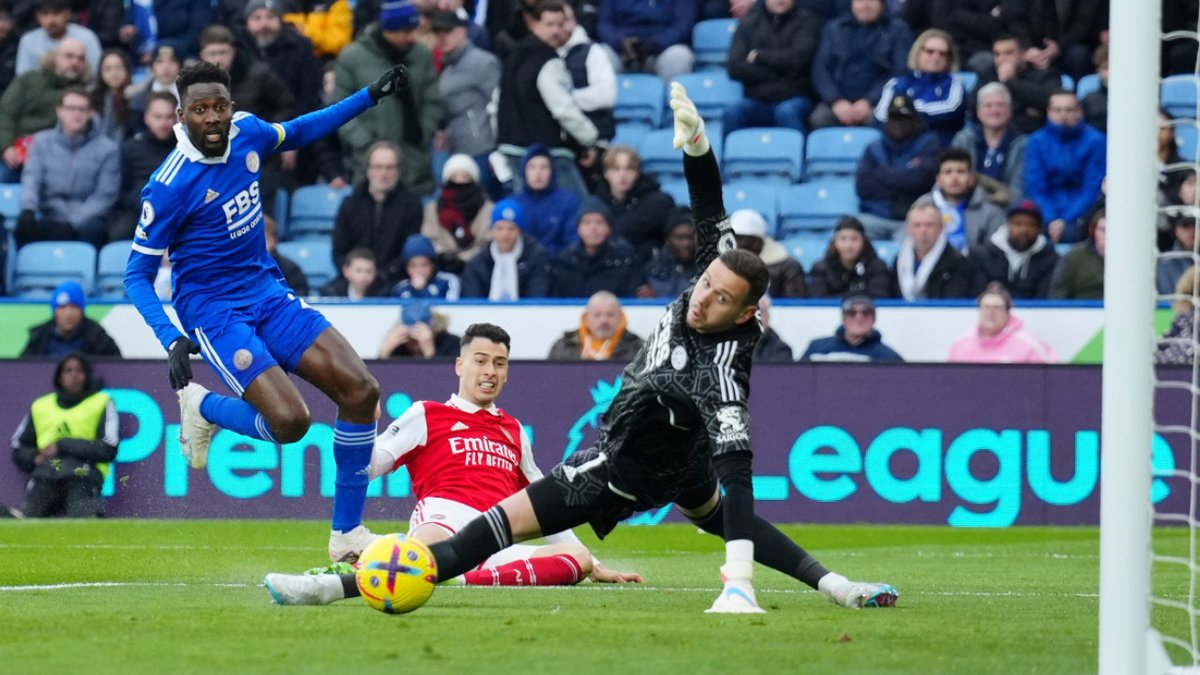 ClockEndersPod's tweet photo. 🎶One-nil to #TheArsenal🎶
🎶One-nil to #theArsenal🎶
🎶One-nil to #theArsenal🎶

@Reginaldinho_5, @akaTaboo, @everybodyh8snic &amp; a returning J-Tek... react to the #LEIARS fixture now! 

Watch &amp; Subscribe:
https://t.co/1wqoX1foXP

#AFC #Arsenal #COYG #EPL https://t.co/dZHcuar0Dl