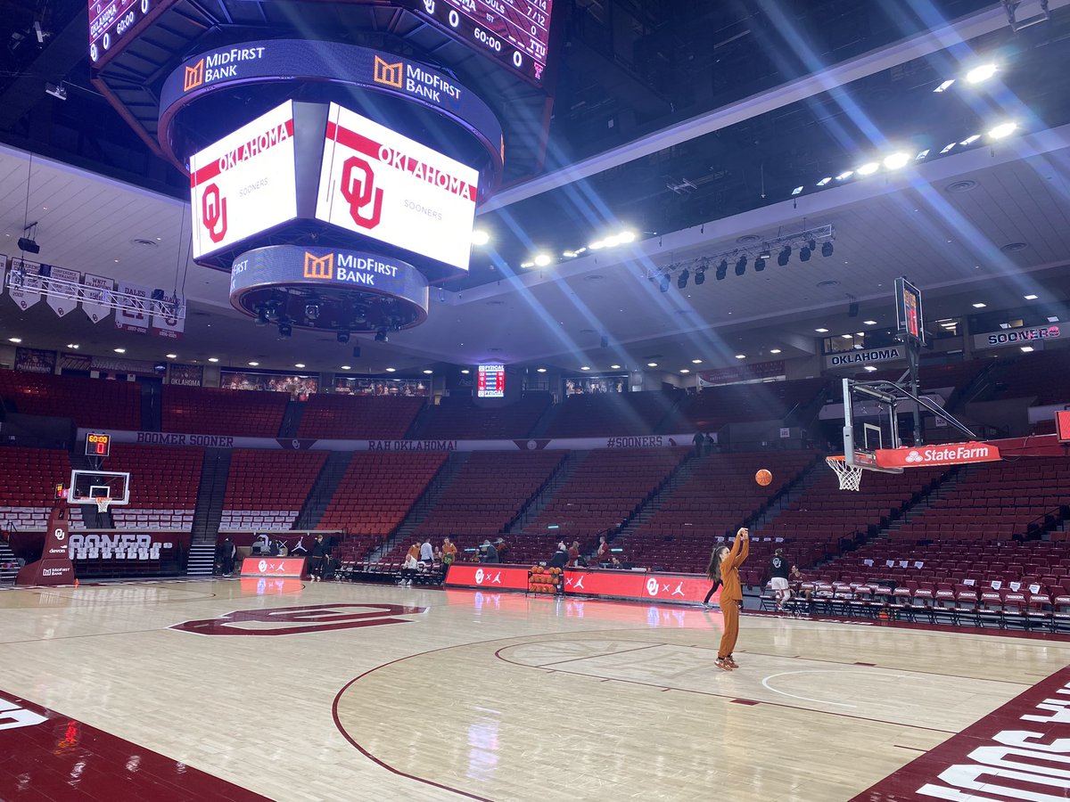 Texas freshman Sarah Graves pretty much walked off the bus and onto the court to get some pregame shots in. #HookEm