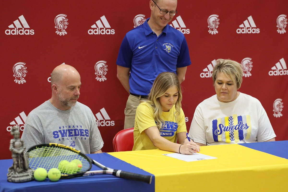 Bethany Women's Tennis is excited to announce <a href="/KamiReichenber2/">Kami Reichenberger</a> signing to join our Fall '23 group! 

Kami is a two time qualifier with an 8th place medal to her name. She's also another great student, person, and also a track stud and signee! 

Welcome to the team! #RockarStockar