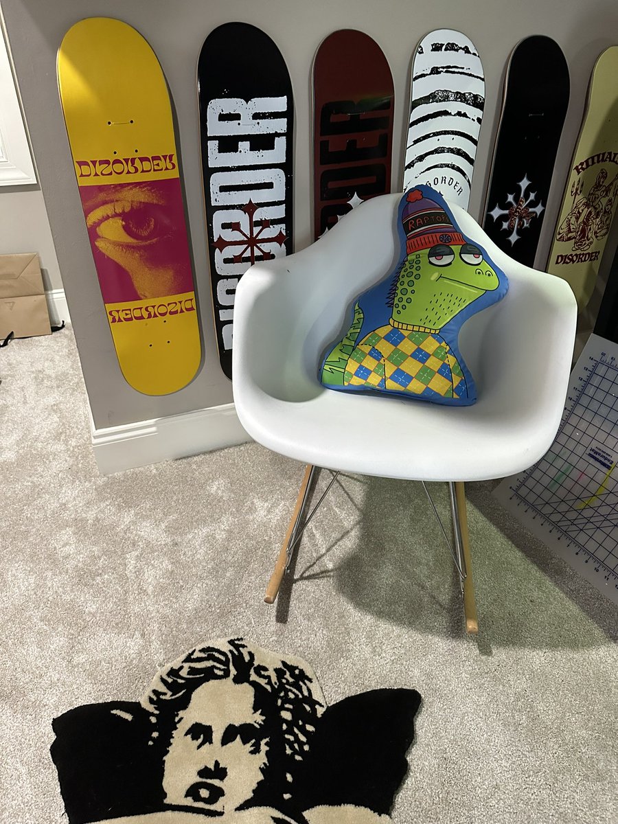 what’s up guys @Cbcreepz