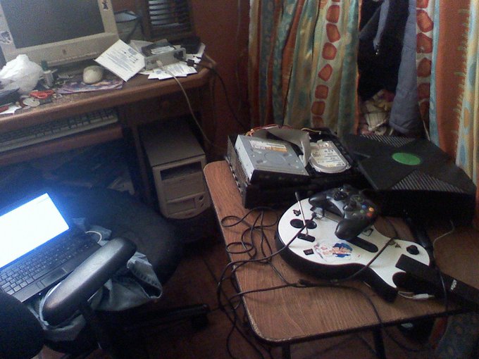 Lic. Hentai Senpai’s pics and videos