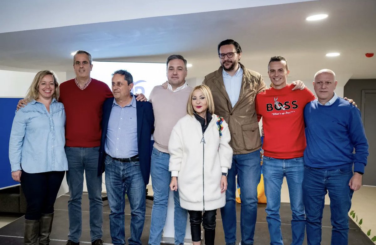 aldea_pp's tweet photo. 📌Presentación de Antonio Calderin como candidato a la Alcaldía del Ayuntamiento de Valsequillo. 
👉Al evento asistieron varios compañeros del comité local, así como el concejal Victor Hernández para dar apoyo y mucha suerte 🍀, tanto al compañero popular como a su equipo https://t.co/I4ktjsBqNb