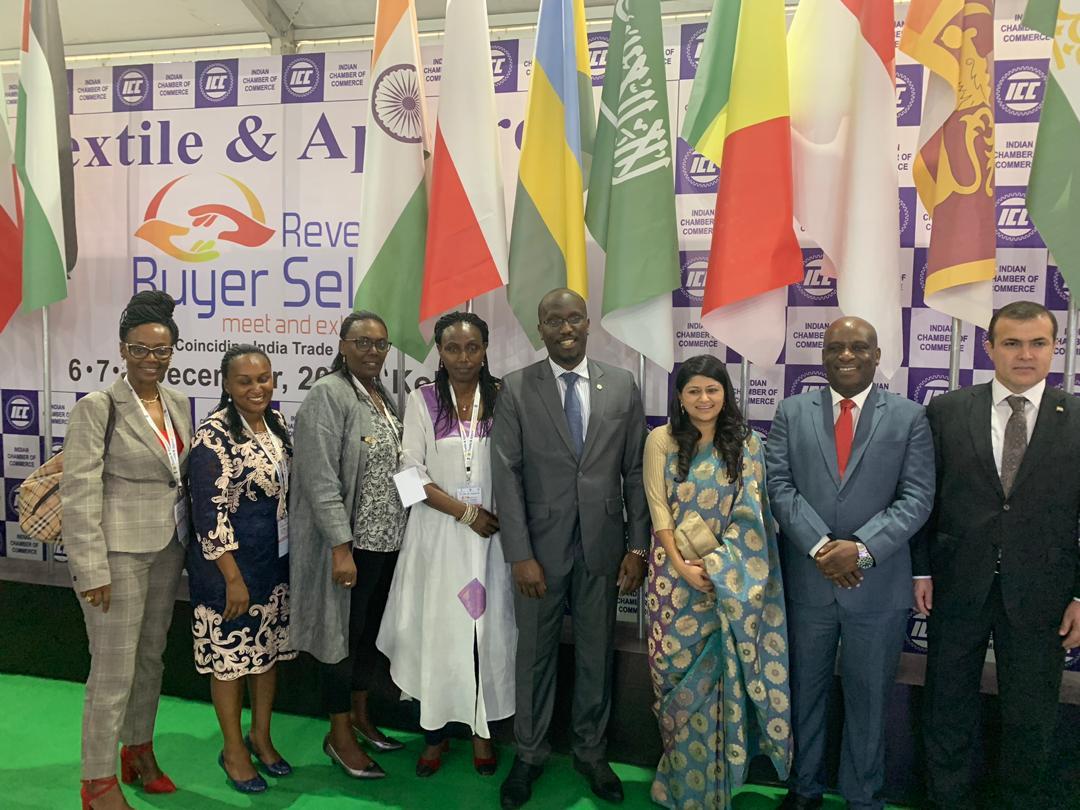 Agnès, nshuti yanjye ! Imana irakwishubije!!Tuzakwibukira kuri byinshi. Reposes en paix.
#RIP Agnès Samputu
<a href="/PSF_Rwanda/">PSF Rwanda</a>