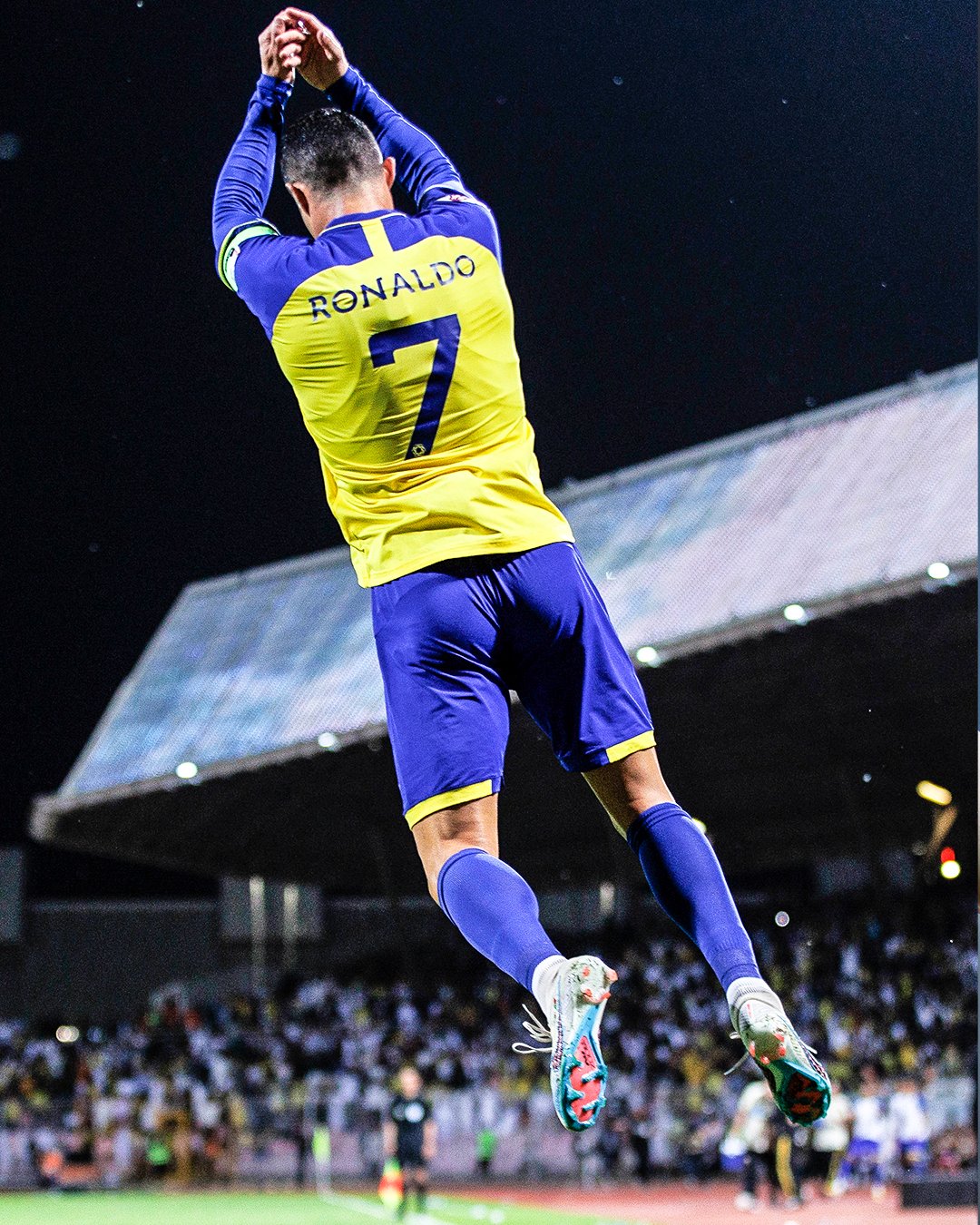 Cristiano ronaldo al nassr Wallpapers Download  MobCup