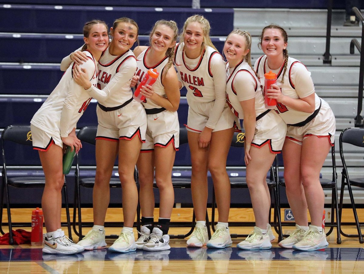 🏀GAME DAY🏀
🆚Canfield
📍Streetsboro HS
⏰6:00pm
📺<a href="/YSNLive_com/">YSNLive.com</a>