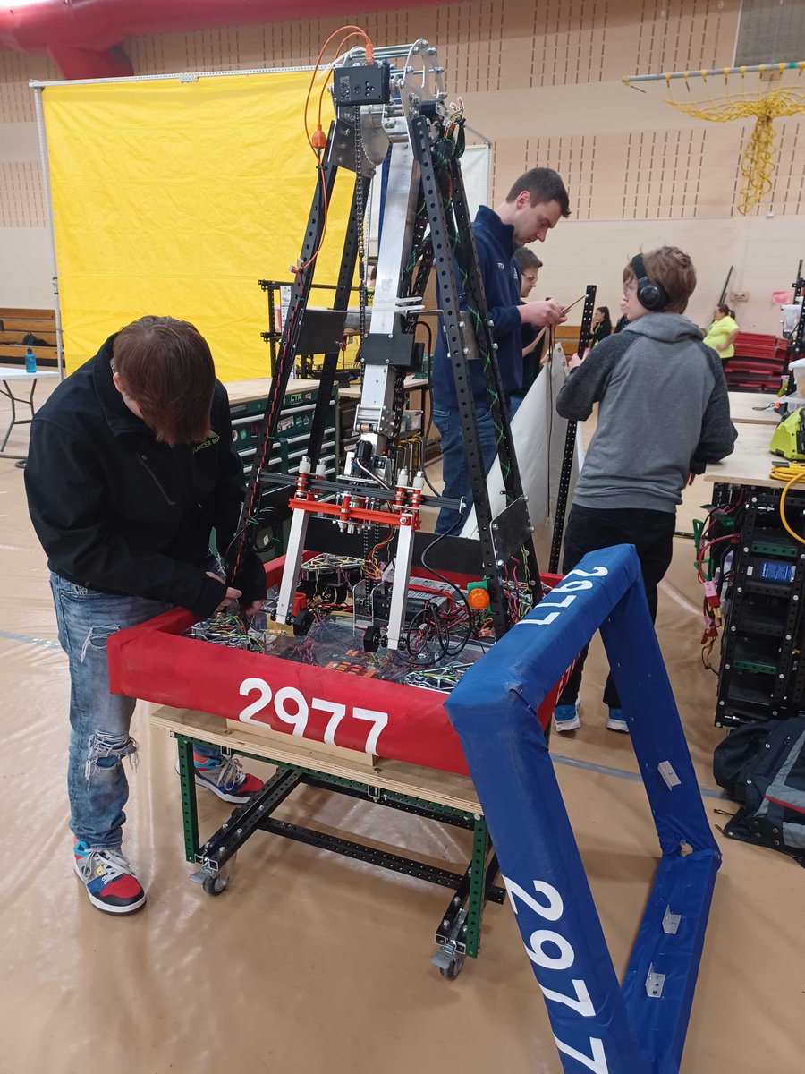 Sir Lancer Bots Team 2977 tweet media