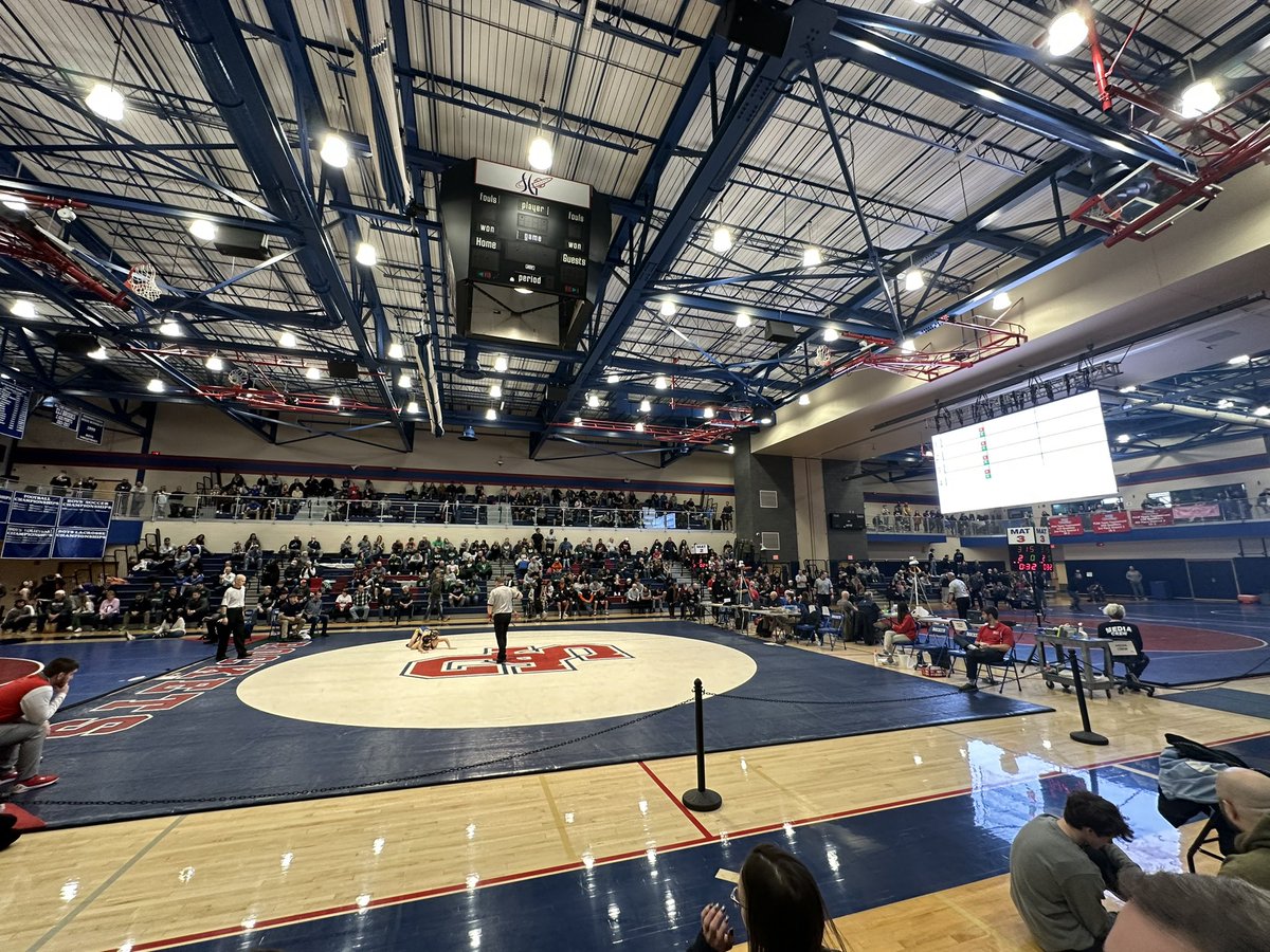 rippinronUSA's tweet photo. Checking out the District 3 tournament today!! Looking for some future Bald Eagles! #therise https://t.co/yCbuyzZ9pm