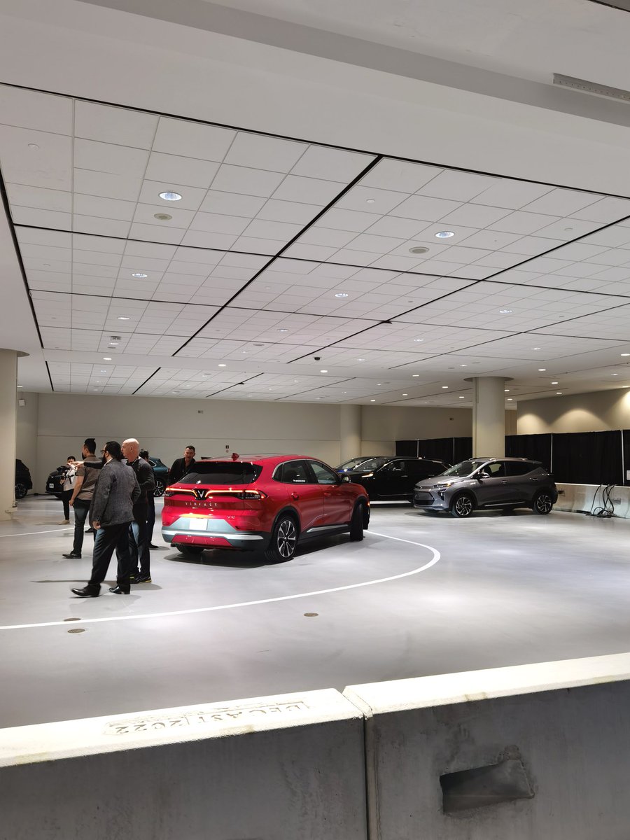 MoVernie's tweet photo. For each person, you get to pick 2 EV to test drive and I chose #VinFast VF8 + #Cadillac Lyriq.
@autoshowca
#EVTrack #EV #ElectricVehicles #electrify #electriccars #AutoShowCanada #VF8 #Lyriq https://t.co/j1wQjDunzF