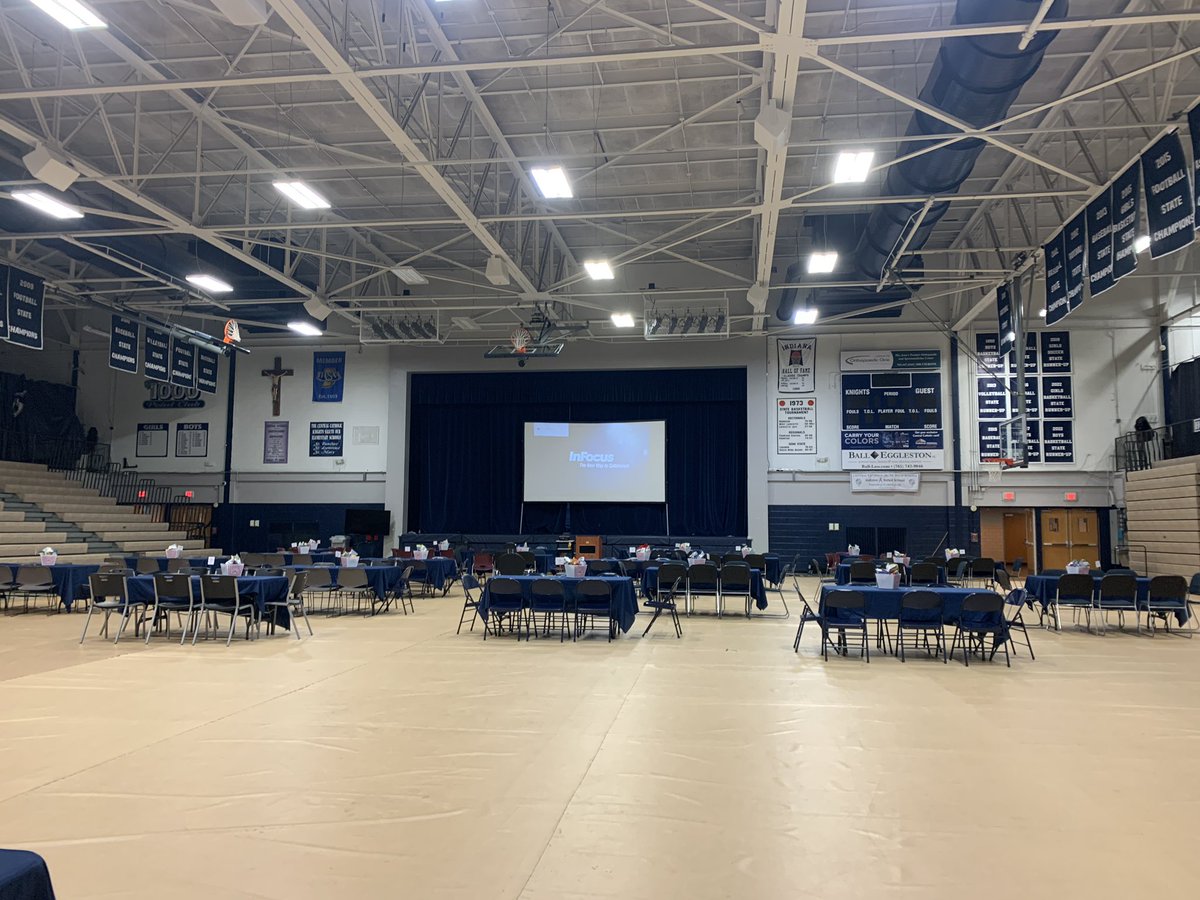 lafacatholic's tweet photo. The stage is set for our 1st ever Trivia Knight! 🤍💙🤍🎉 https://t.co/VBBGAeP4Qd