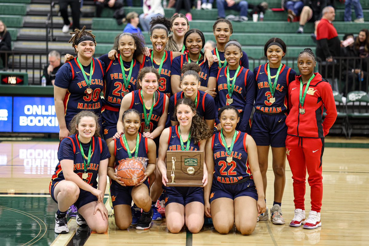 PMCavs_GBB's tweet photo. Woke up feeling like 𝐃𝐈𝐒𝐓𝐑𝐈𝐂𝐓 𝐂𝐇𝐀𝐌𝐏𝐒 🥇

#Together #OnwardCavs #DWWD #TEACH https://t.co/nmISGUvPsi