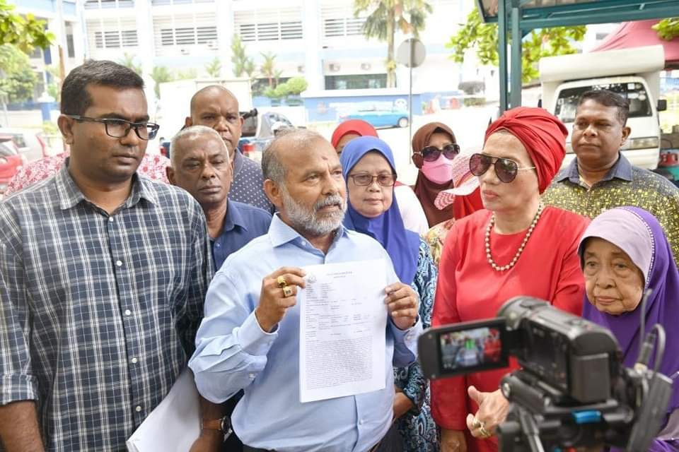 MakkalSaktiOrg's tweet photo. Ramai yang salah tafsir keputusan Mahkamah Persekutuan yang dilaporkan baru-baru ini berkenaan dengan siasatan MACC atas Hakim Y.A. Nazlan. 

Facebook Posting oleh Datuk Seri R.S @thanenthiran3: https://t.co/1lqbFhd62g

@anwaribrahim @zaidibrahim @AGCPutrajaya @DrZahidHamidi https://t.co/tMO5MflSws