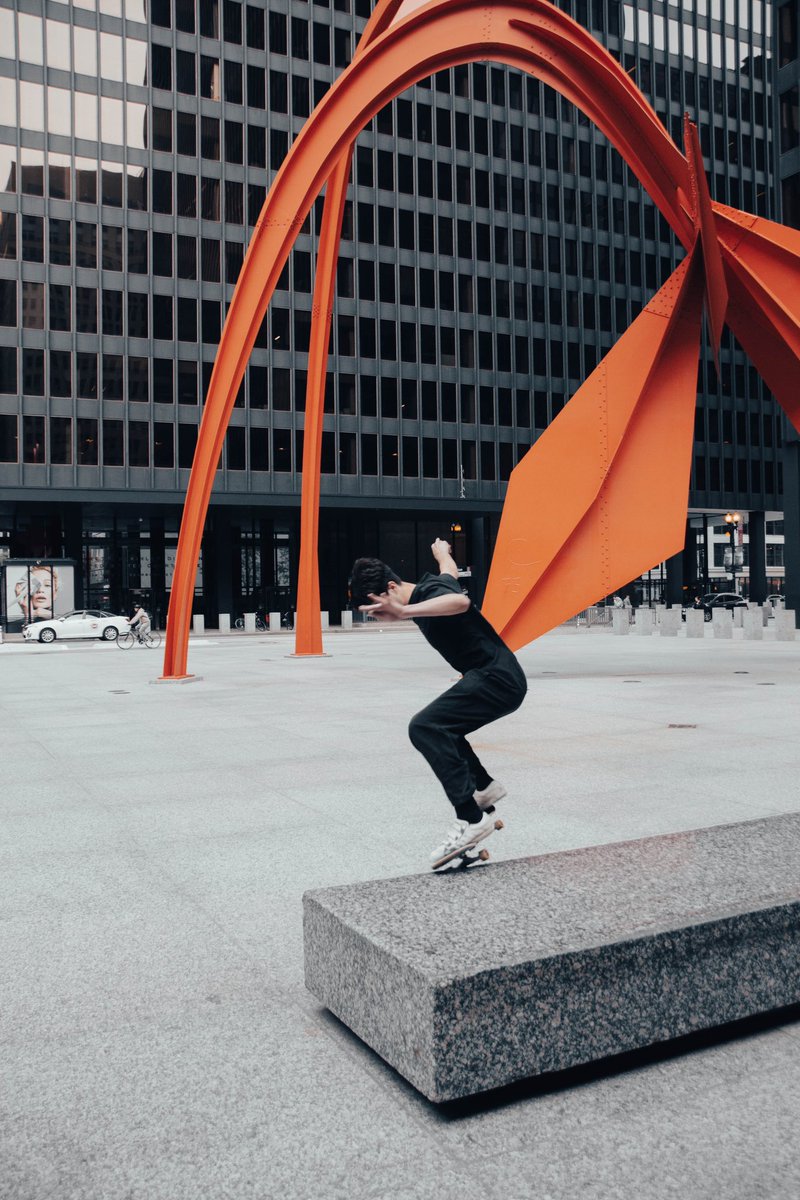 vsidaugaite's tweet photo. Chicago street photography https://t.co/h4HA67jG4H