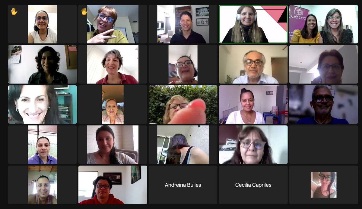 QueLeer's tweet photo. Esto pasó hoy. Se inauguró el Club de Lectura Virtual QuéLeer. 🎉🎉
50 personas alrededor del mundo reunidas en torno a un libro, nos reafirma que #LeerNosUne.
¡Gracias! ❤️📖 https://t.co/max7iyvNDy