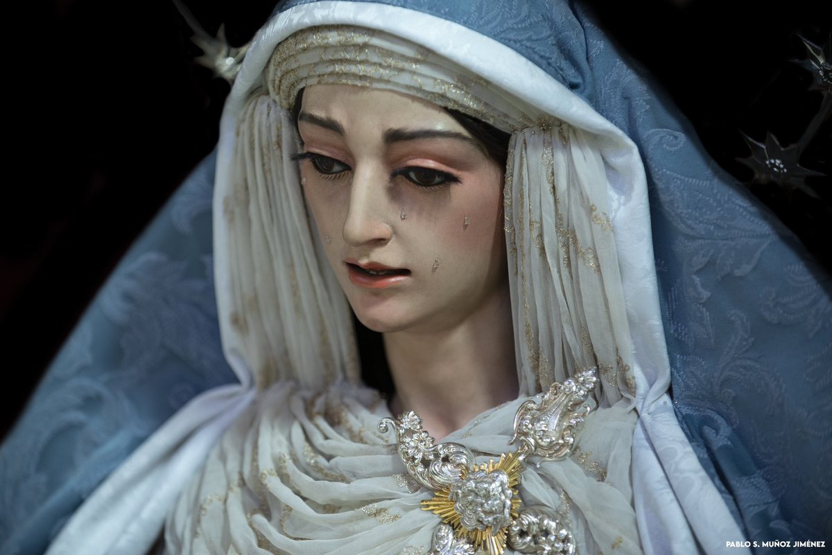 #Cuaresma | María Stma. De la Trinidad. 

⛪️ <a href="/cautivotrinidad/">Cautivo Málaga</a> / <a href="/mesatrinidad_/">Mesa de la Trinidad</a> 

📸 Pablo S. Muñoz Jiménez

<a href="/cofradesmalaga/">Cofradesmalaga - Pasión del SUR</a> <a href="/ElPenitente/">El Penitente</a> <a href="/cofradiasmalaga/">Agrupación de Cofradías de Semana Santa de Málaga</a>