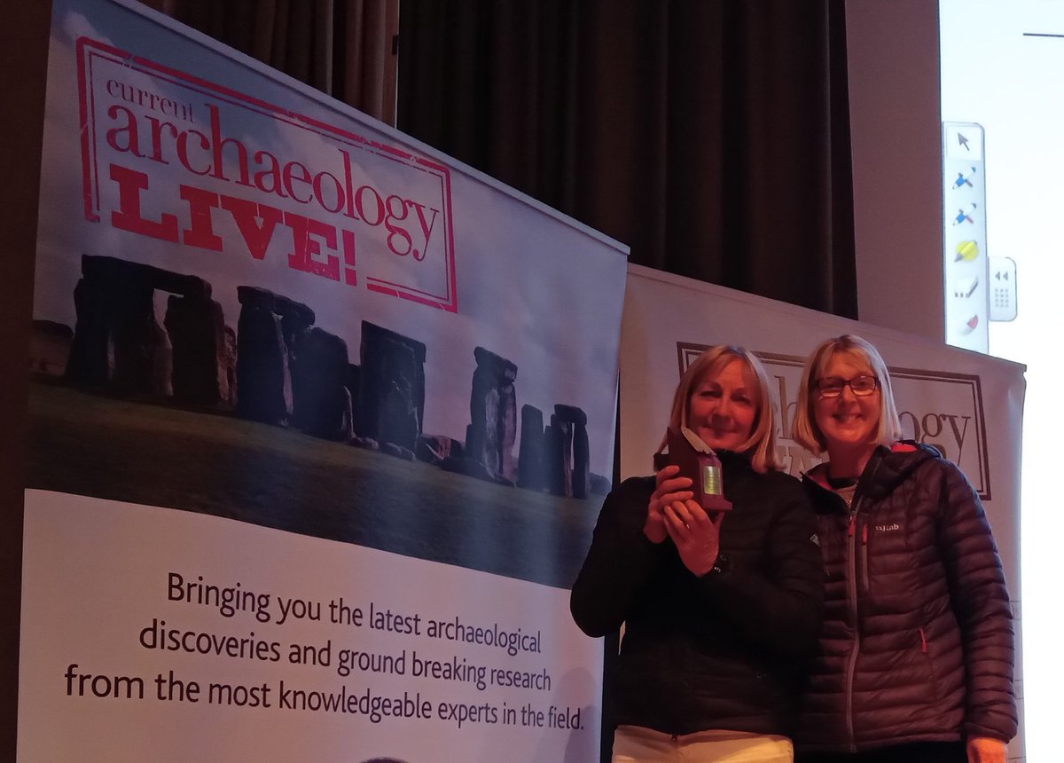 My BFF @LegoLostAtSea has won the @CurrentArchaeo award for Best Rescue Project this afternoon at @CurrentArchaeo conference! Huge congratulations, Tracey! 🤩🍾🥂
#Besties #FLOLife @findsorguk @SalisburyMuseum @WiltshireMuseum @MuseumandArt @HeritageWSHC