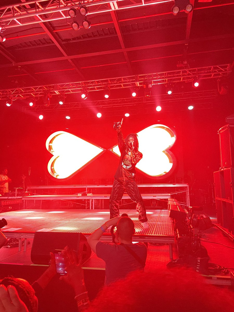 AydanFields's tweet image. He asked for it 🤷🏻‍♂️  

Thanks for an incredible show @JIDsv