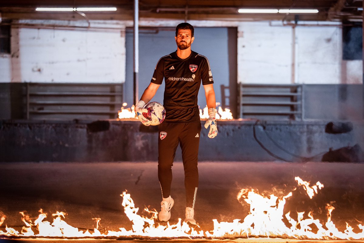 JimsMaurer's tweet photo. Opening day! Let’s go!
#LightTheMatch #FCDallas 
🔥🔥🔥 https://t.co/n8bfiNAsgP
