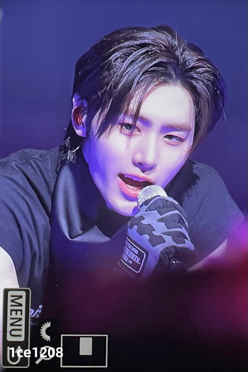 230225 𝐊𝐫𝐨𝐬𝐬

#ENHYPEN #SUNGHOON 
#성훈 #엔하이픈 
<a href="/ENHYPEN_members/">ENHYPEN</a>