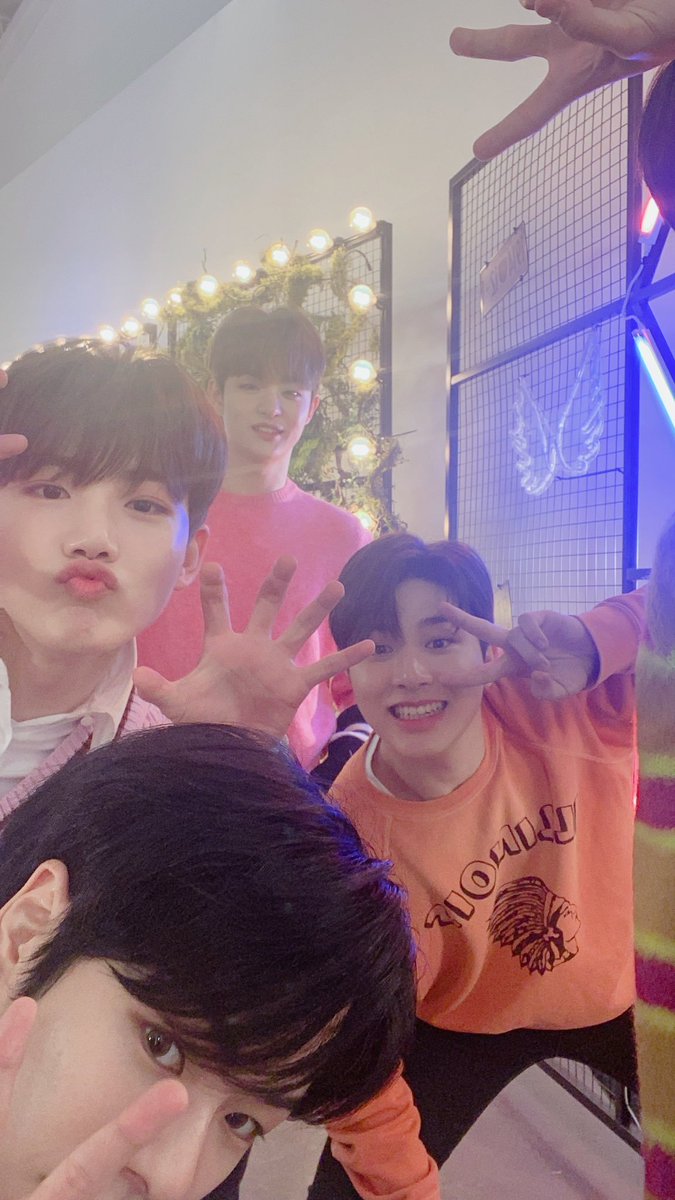Two years ago today since Junghwan posted this photo

#SOJUNGHWAN #소정환 #TREASURE #트레저 
<a href="/treasuremembers/">TREASURE</a>